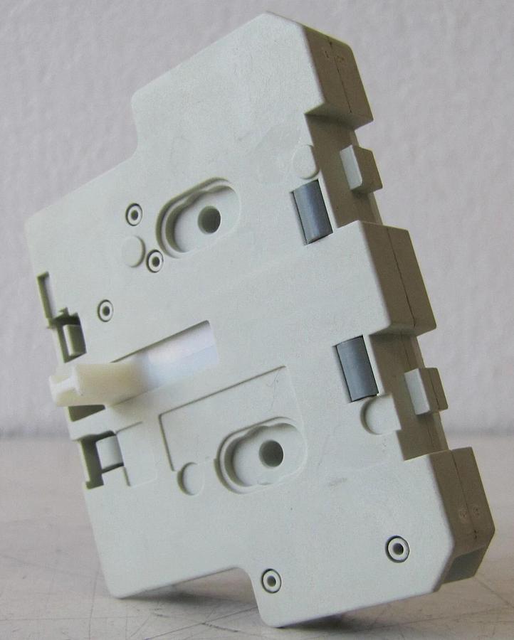 Used Siemens Auxiliary Contact Block 3TY7561-1AA00 1NO 1NC Snap On Mount