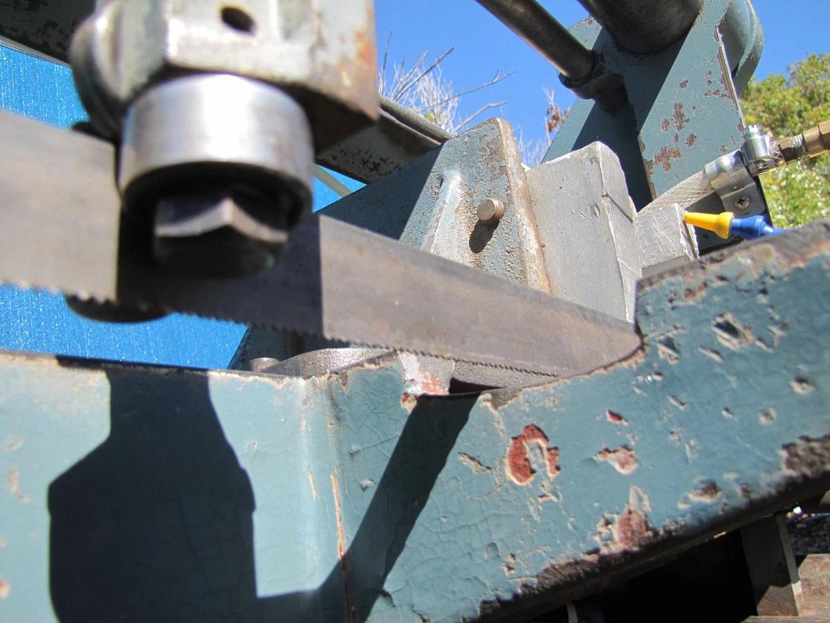 Used Delta Rockwell Model 9 Horizontal Metal Bandsaw 1 HP 220V 3PH Coolant Pump Vise