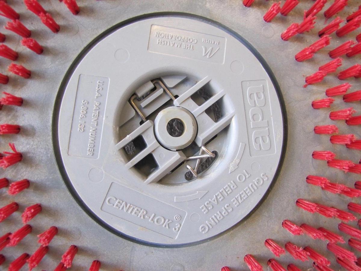 Used Nilfisk Advance Advenger 3400ST 16" Two Pad Drivers 56505780 Floor Scrubber