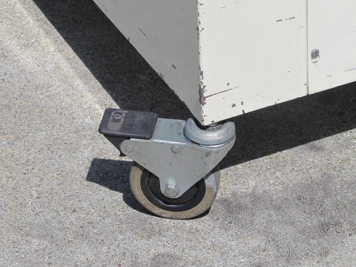 Used Falls Products D-BUR-D Model 131 Straight Edge Deburring Machine 115V