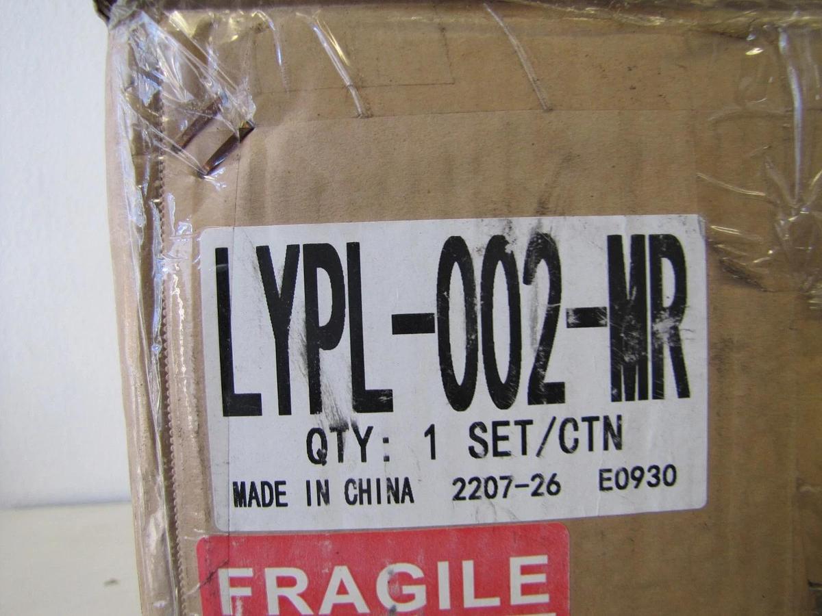 Used Right Headlight Fits 2008-2016 Chrysler Town & Country 11-20 Dodge Grand Caravan