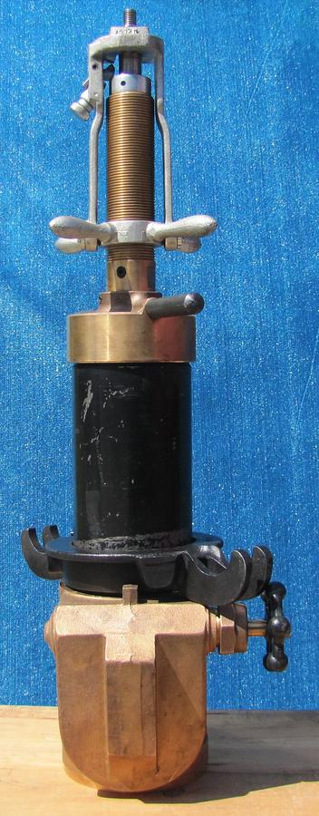 Used Mueller Main Pipe Tapping & Drilling Machine Hot Live Tap 4" to 27" Pipe Saddles