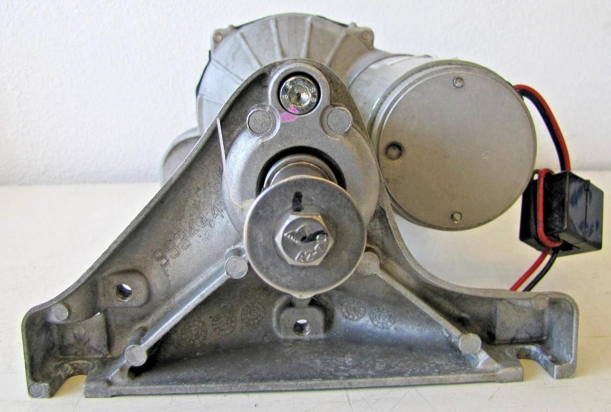 Used Nilfisk Advance 24V Drive Motor 9100000743 200W for Scrubber SC500 20R B