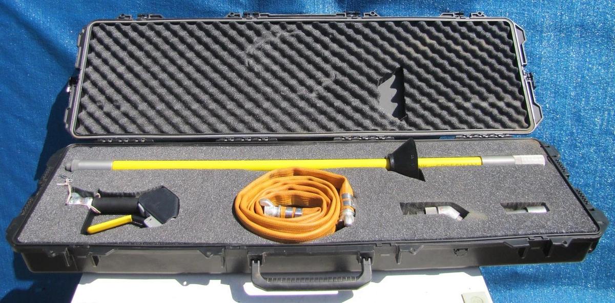 Used AirSpade Series 2000 Arborist Soil Excavation Tool Compressed Air w/ Case 2009