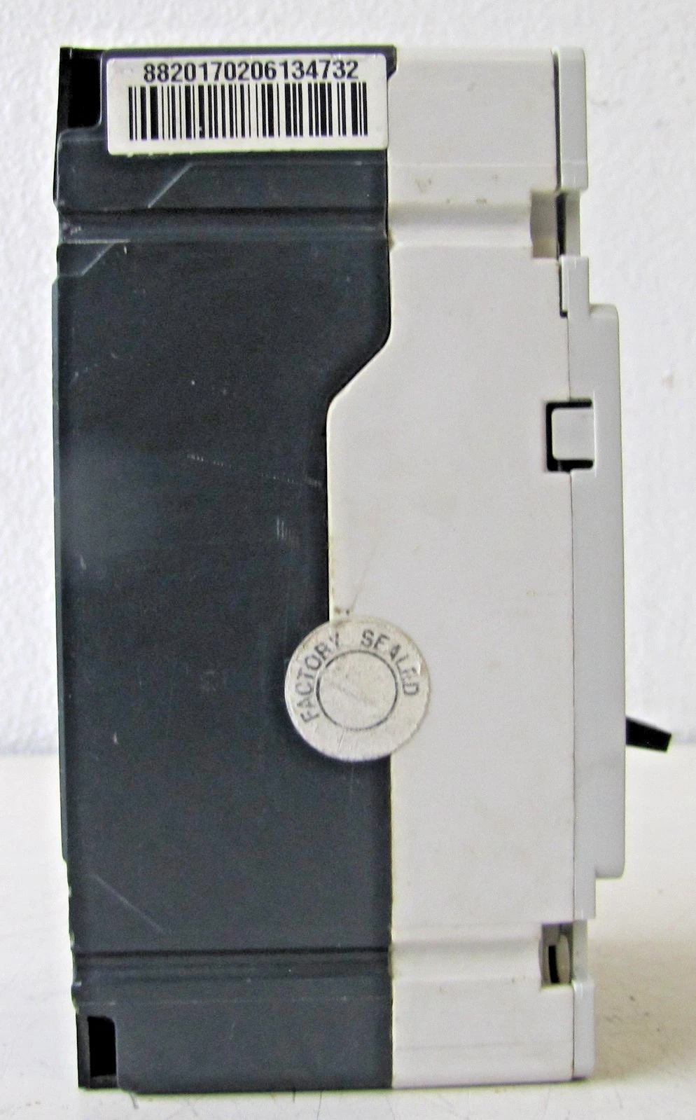Used Eaton E125B 80 Amp Circuit Breaker EGB3080FFG 3 Pole 480VAC 250VDC Molded Case