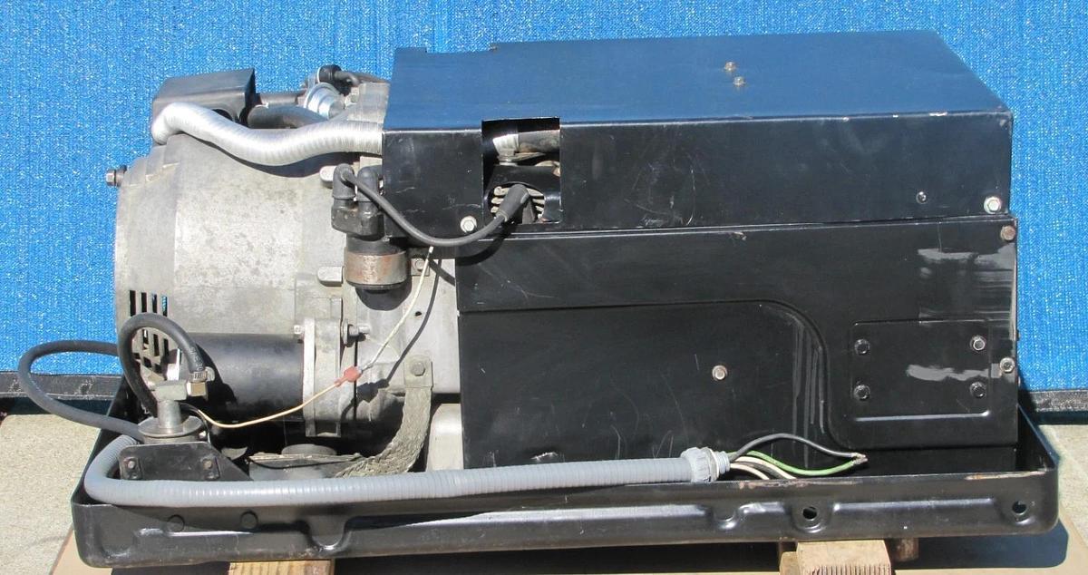 Used Cummins Onan Marquis 5500 Watt Gasoline RV Generator 120V Output