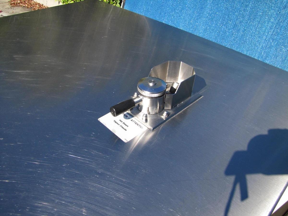 Used Electrolux 40 Gallon Pressure Bratt Tilt Braising Pan 9CHG583310 480V 3 Phase #2