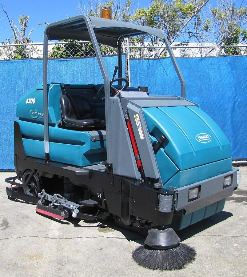 Used Tennant 8300 Ride-On 36V Electric Floor Scrubber Sweeper 358 Hrs Dump Hopper