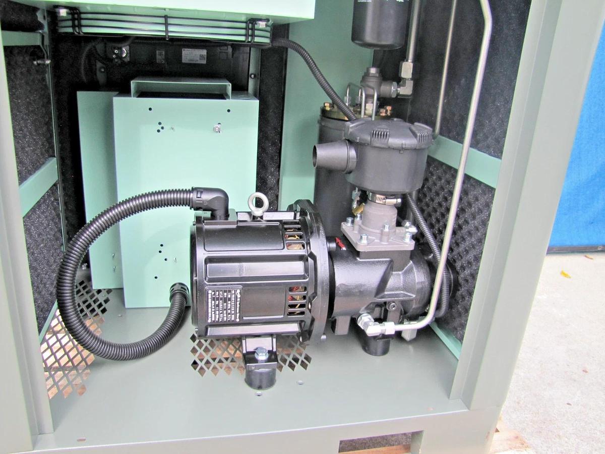 Used 2026 Maximus 10 HP Rotary Screw Air Compressor VFD 230V Single Phase