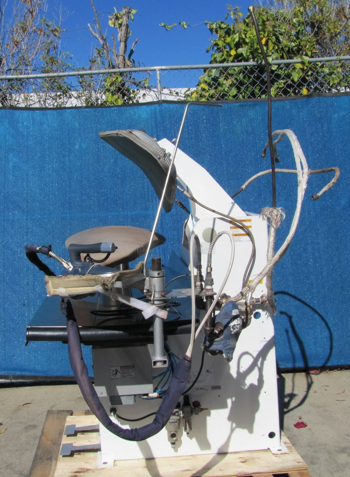 Used Ajax ADCF0446R10002 Dry Cleaning Utility Steam Press Legger Pants 115V w/ Iron