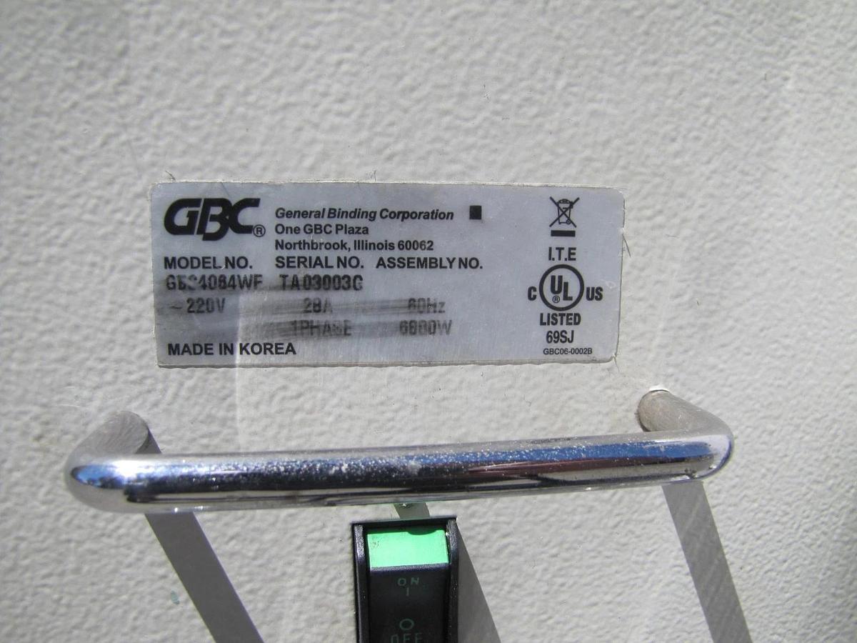 Used GBC 4064WF 64 Inch Wide Format Heated Roller Laminator 220V 1 Phase Industrial
