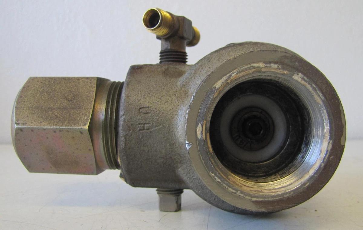 Used CompAir Leroi 15-1667 Minimum Pressure Valve for CL30CUB 30HP Air Compressor