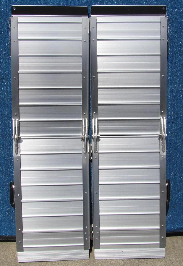 Used Aluminum Multi-Fold Loading Ramp 600 lb 4 ft x 28.5 in Wide Portable Folding