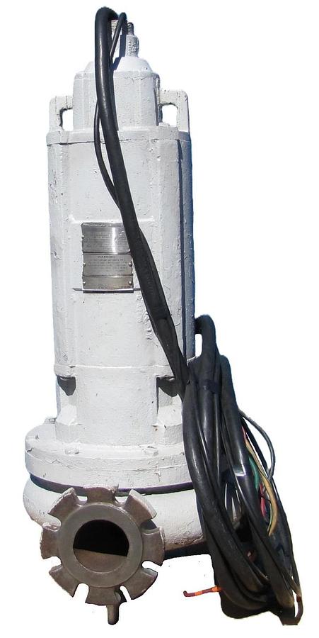 Used Reliance 40HP Submersible Trash Water Sump Pump 460V 3PH 4" Outlet 25 Ft Cable