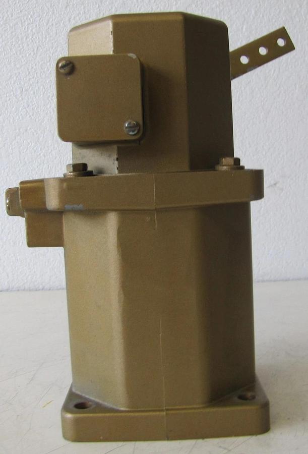 Used Barber Colman Dyna Actuator DYNC 11024-000-0-12 Governor Control with Arm