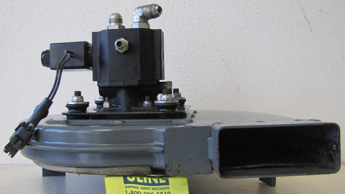 Used Tennant Sweeper Vacuum Fan Assembly Housing and Hydraulic Motor 1071240 9002683