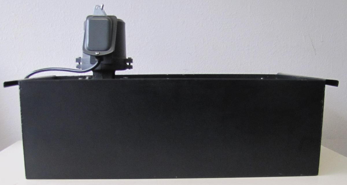 Used Industrial Coolant Pump 1/8HP With 24" Long x 12" Wide x 8" Deep Tank 110 VAC