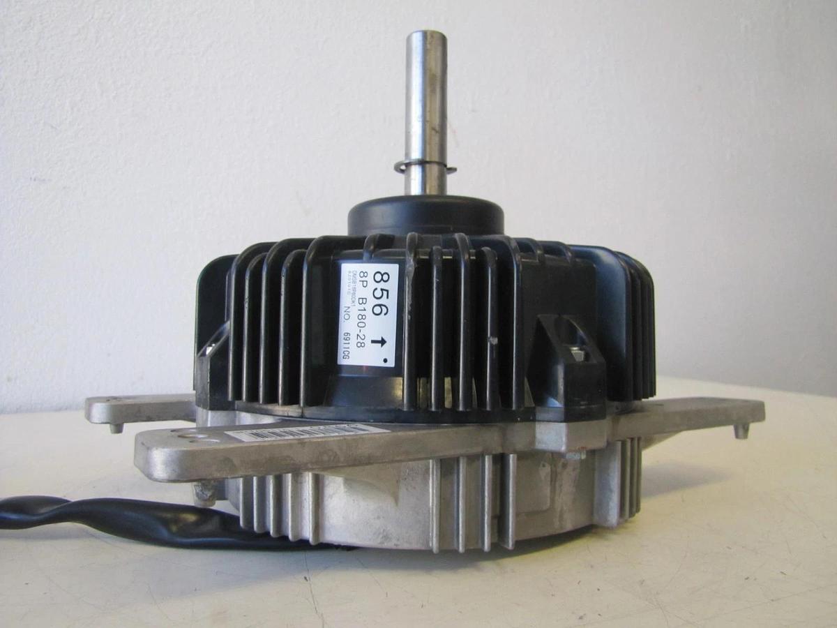 Used Daikin Condenser Fan Motor No. dmsb18p80dk1 3 Ph Genuine OEM Part