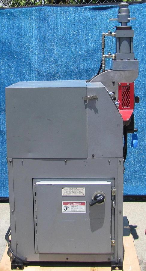Used Victaulic VE-424-MC Hydraulic Pipe Groover Grooving Machine 4 to 24 in 230V 3PH