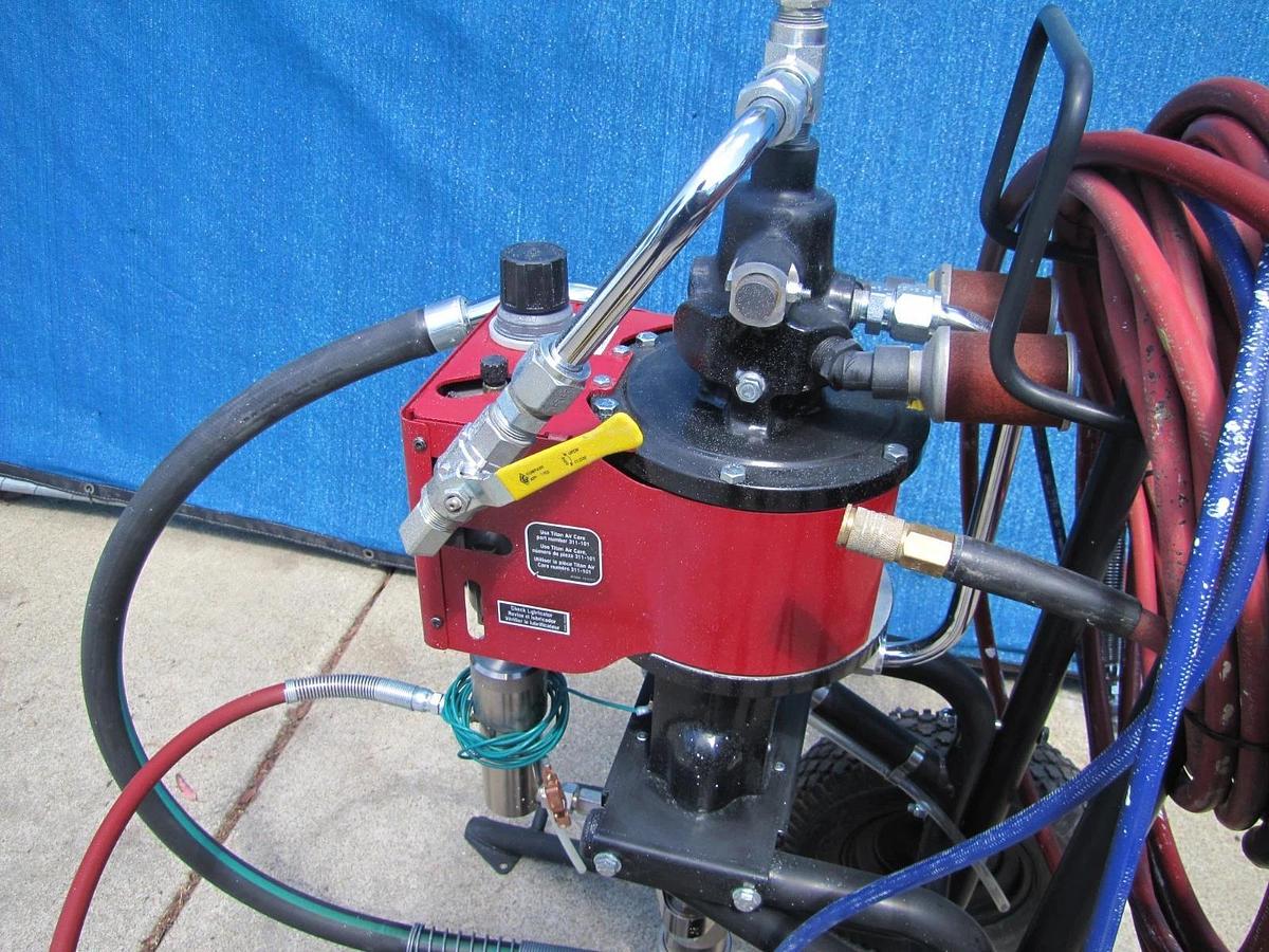 Used 2019 Titan Powrcoat 730 Air Powered Airless Paint Sprayer 3000 PSI @ 4 GPM