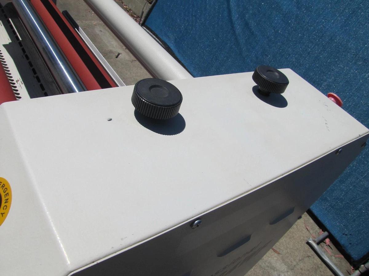 Used GBC 4064WF 64 Inch Wide Format Heated Roller Laminator 220V 1 Phase Industrial