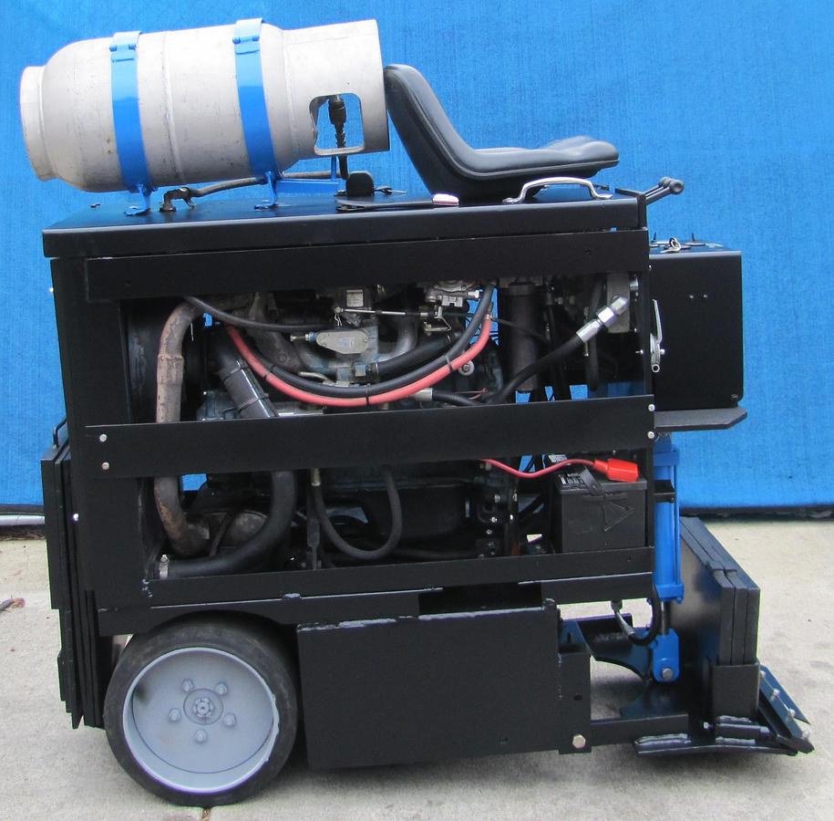 Used Terminator T100 Ride On Floor Tile Scraper Stripper Nissan Propane Engine