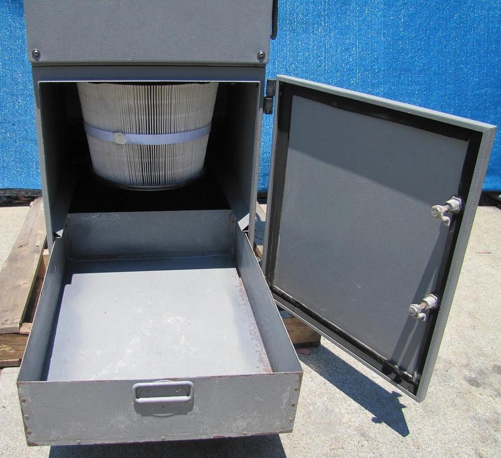 Used UAS 1.5 HP Dust Hog Air Filtration Dust Collector w/ Air Powered Filter Cleaner