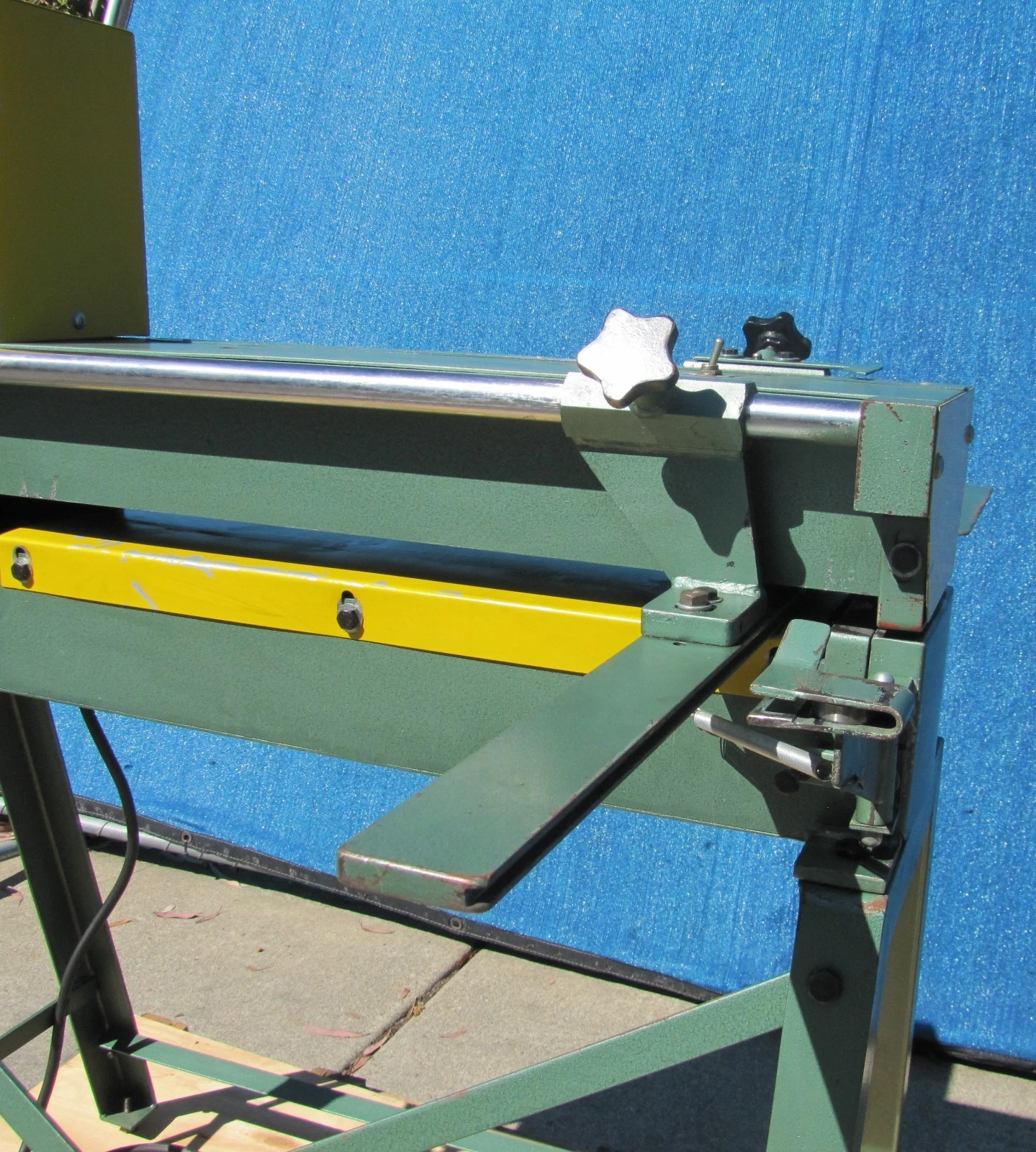 Used Tin Knocker 2024 Sheet Metal Slitter 20 Gauge 14" Throat HVAC Duct Cutter 115V