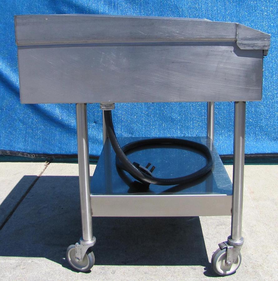 Used AccuTemp 36" Accu-Steam Electric Steaming Griddle EGF2083A3650 14.2KW 208V 3Ph