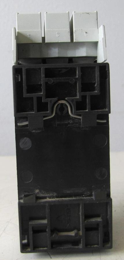 Used Siemens 32A Manual Motor Starter Circuit Breaker 3RV1021-1DA10 690V 32 Amp