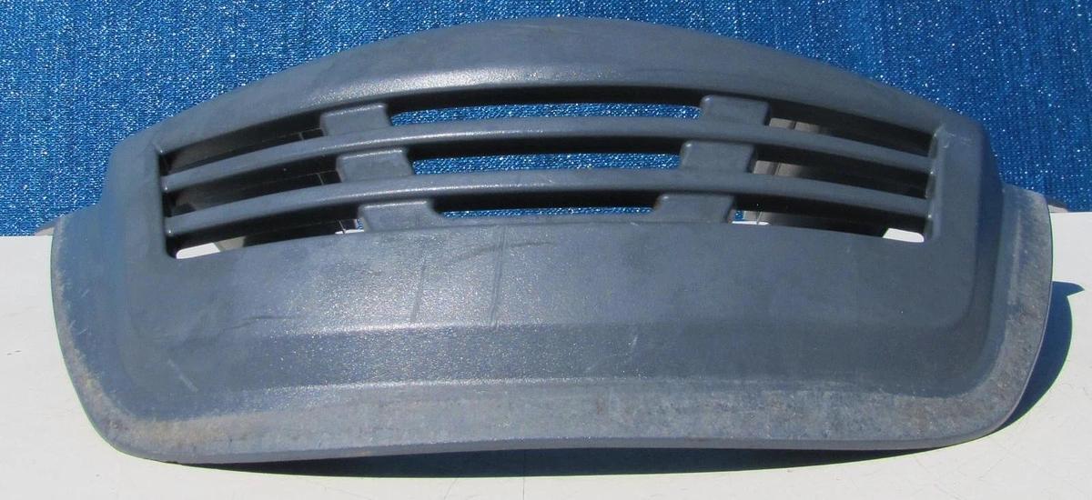 Used Toyota Grille Cover 00590-53164-71 for Electric Pallet Jack 8HBW23