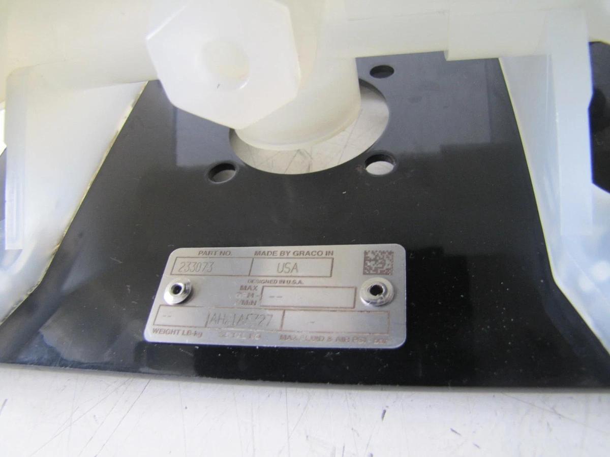 Used Graco Husky 515 Air Operated Polypropylene Double Diaphragm Pump 3/4" NPT