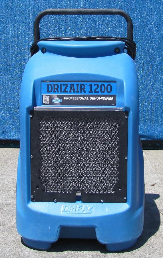 Used Drieaz Drizair 1200 Professional Dehumidifier 64 Pints /day Capacity 3298 Hours