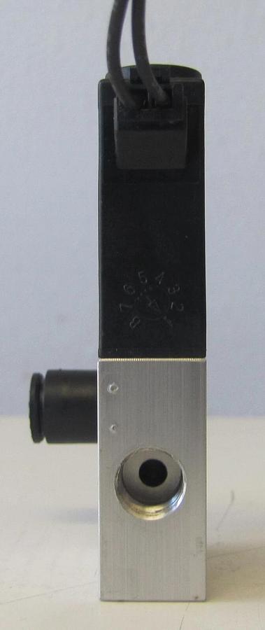 Used Humphrey 153 37 VAI Balanced Solenoid Valve 12 VDC 12V DC 1/8" NPSC Port 125 PSI