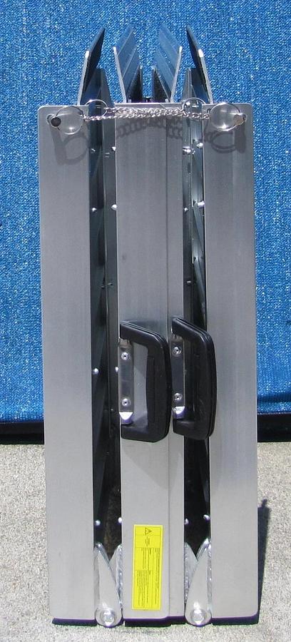 Used Aluminum Multi-Fold Loading Ramp 600 lb 4 ft x 28.5 in Wide Portable Folding