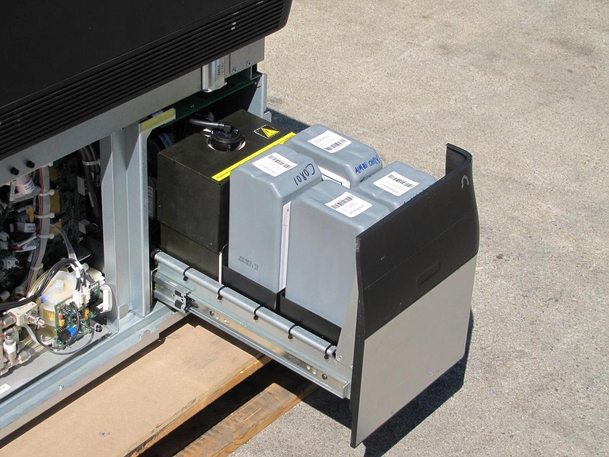 Used 2017 Stratasys 3D Printer Objet30 V3 AS IS for parts or repair Powers On