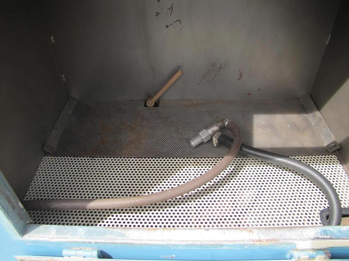 Used Process Systems Sand Blast Blasting Cabinet with Dust Bag Collector New Gloves