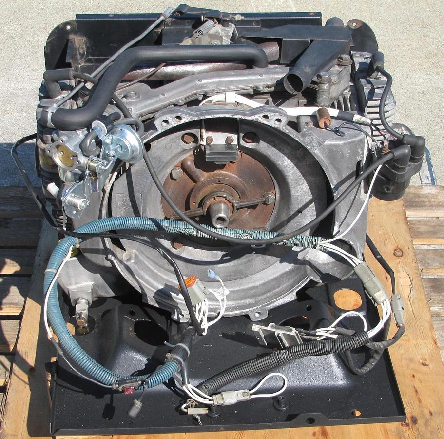 Used Onan Commercial Gasoline Engine 1800 RPM Off RV Generator 6.5NHDFB30502M W/ Carb