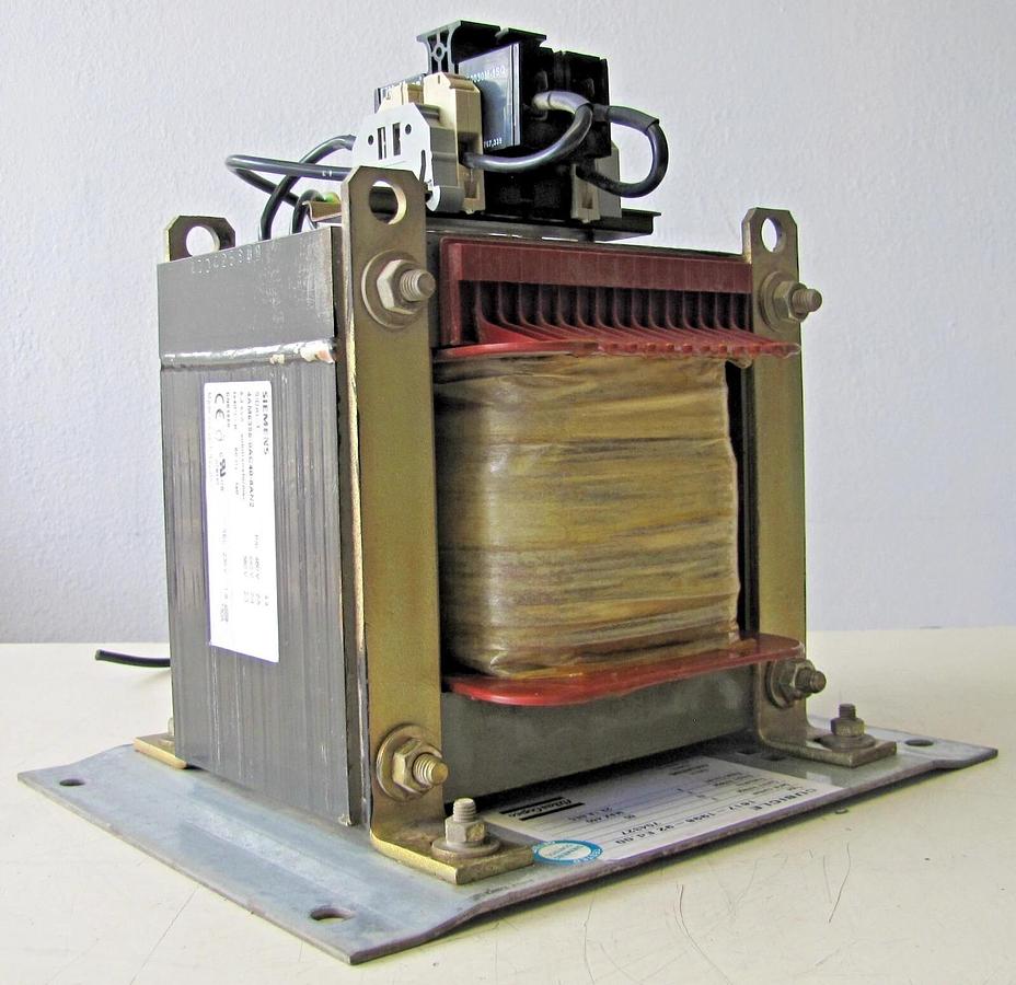 Used Siemens 5.3 KVA SIDAC-T 4AM6395-0AC40-8AN2  Transformer Input 460V Output 230V