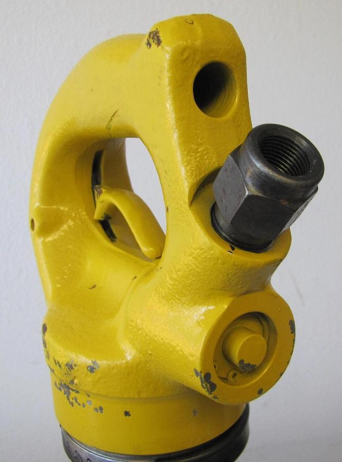 American Pneumatic Tools APT 1133 Rivet Buster Heavy Duty Demolition Tool