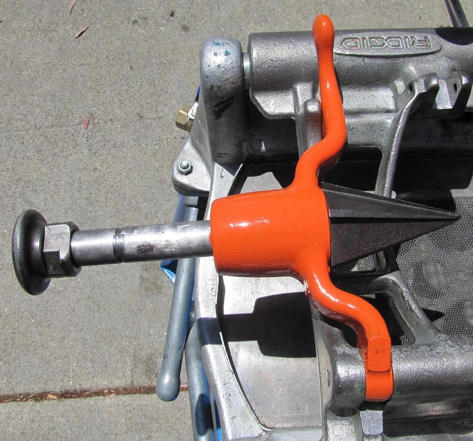 Used Ridgid 535 Pipe Threader 1/2" to 2" Pipe Threading Machine with Die Head
