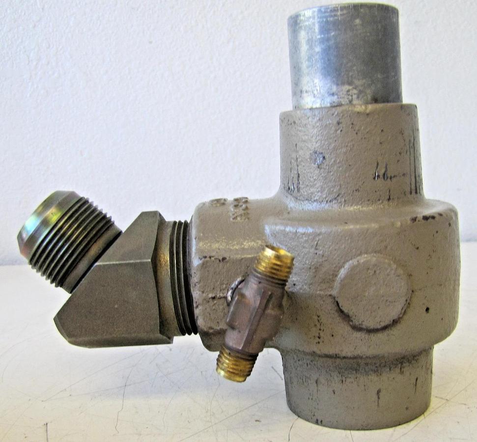 Used CompAir Leroi 15-1667 Minimum Pressure Valve for CL30CUB 30HP Air Compressor