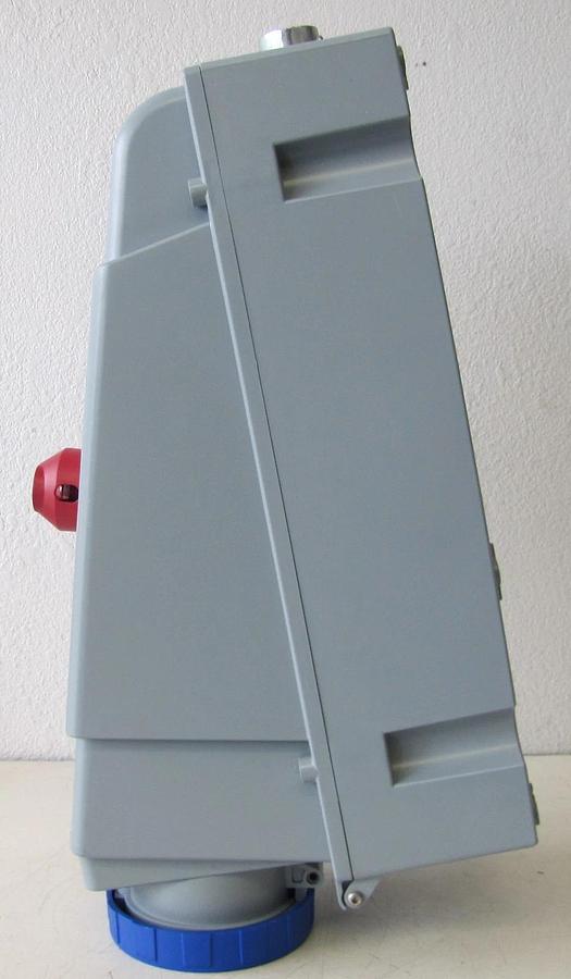 Used Leviton 100 Amp Pin & Sleeve Mechanical Interlock 240 VAC 3 PH 4100M19W Switch