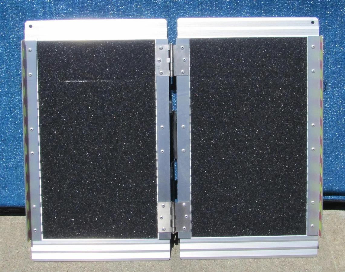 Used Aluminum Single Fold Loading Ramp 2 ft Long x 28.5 in Wide Portable 600 ft