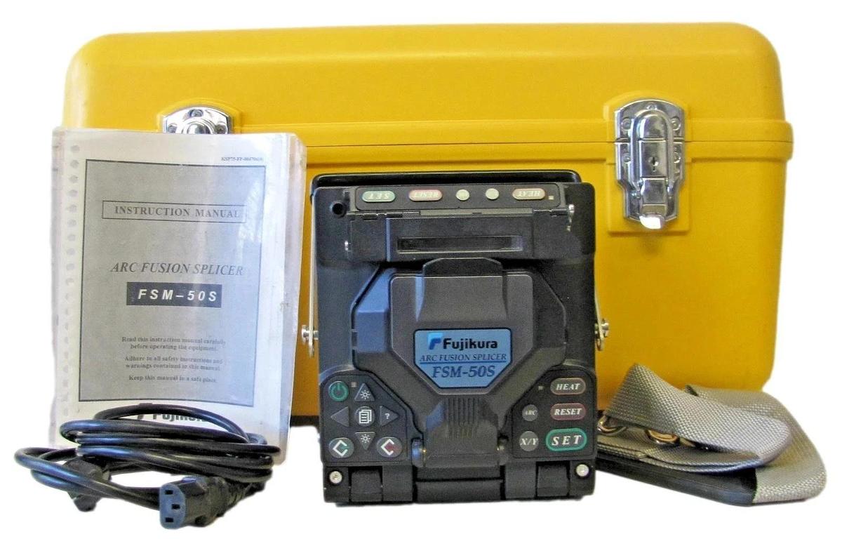 Used Fujikura FSM-50S Optical Fiber Arc Fusion Splicer AS IS with Case and Manual