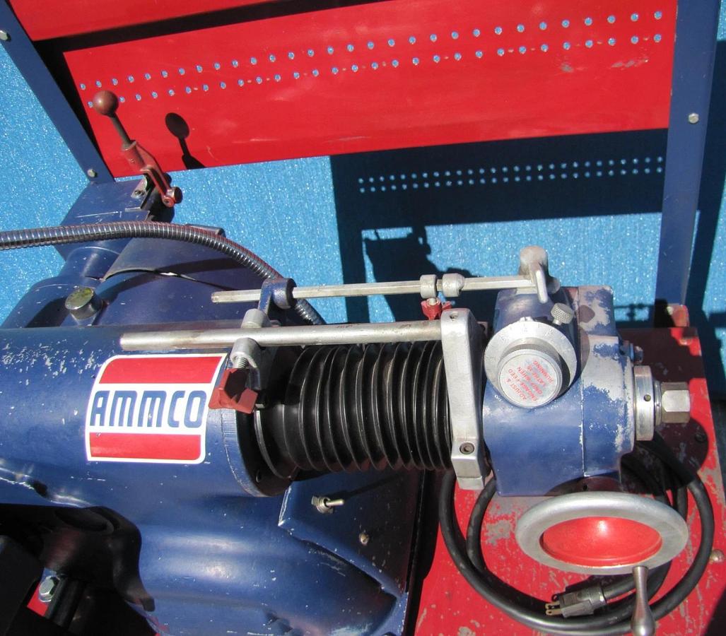 Used Ammco 4000 Disc & Drum Combination Brake Lathe 120V w/ Attachments Bench Mounted