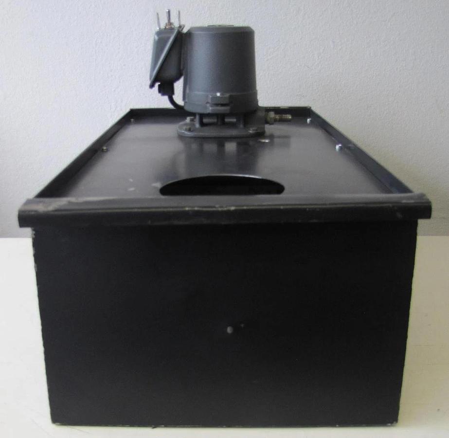 Used Industrial Coolant Pump 1/8HP With 24" Long x 12" Wide x 8" Deep Tank 110 VAC