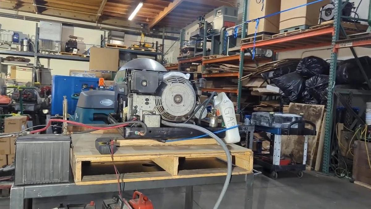 Used Cummins Onan Marquis 5500 Watt Gasoline RV Generator 120V Output