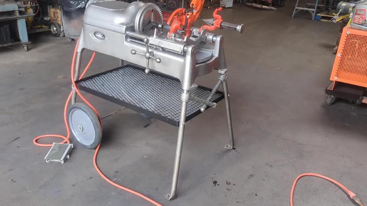 Used Ridgid 535 Pipe Threader 1/2" to 2" Pipe Threading Machine with 815A Die Head #2