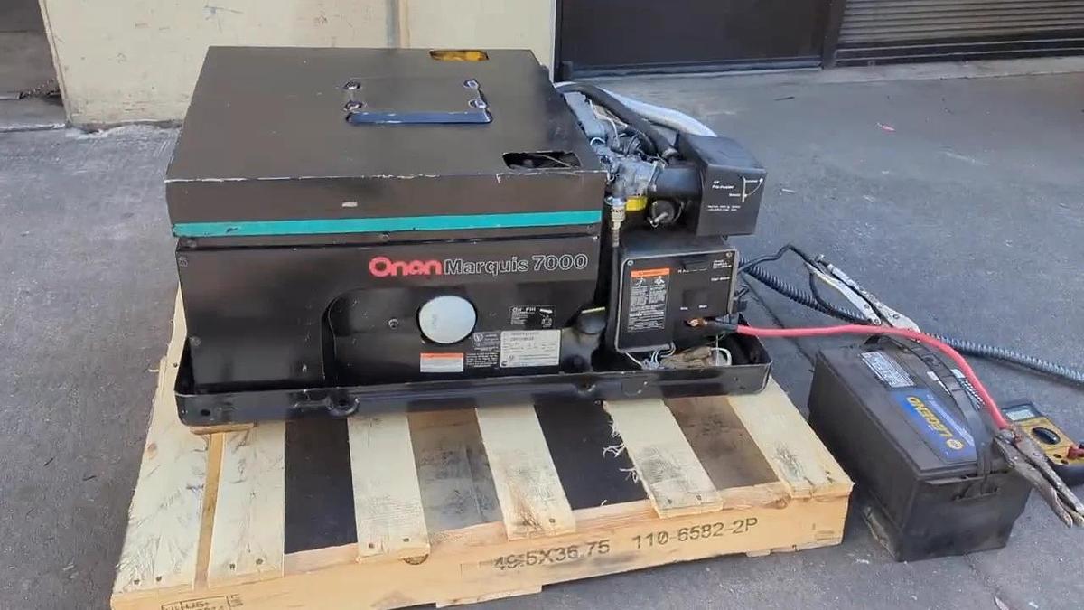Used Cummins Onan Marquis 7000 Watt RV Mobilehome Gas Generator 120V Output